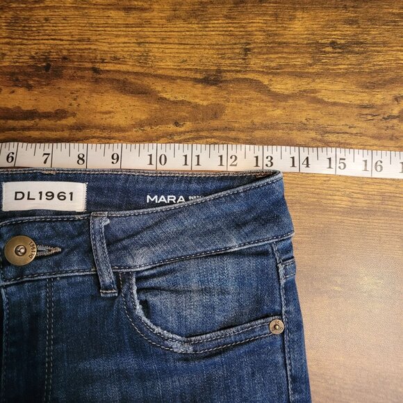 DL1961 Jeans 25 Mara Straight Ankle Instasculpt Ravine Mid Rise Fray Hem Stretch - Picture 7 of 13